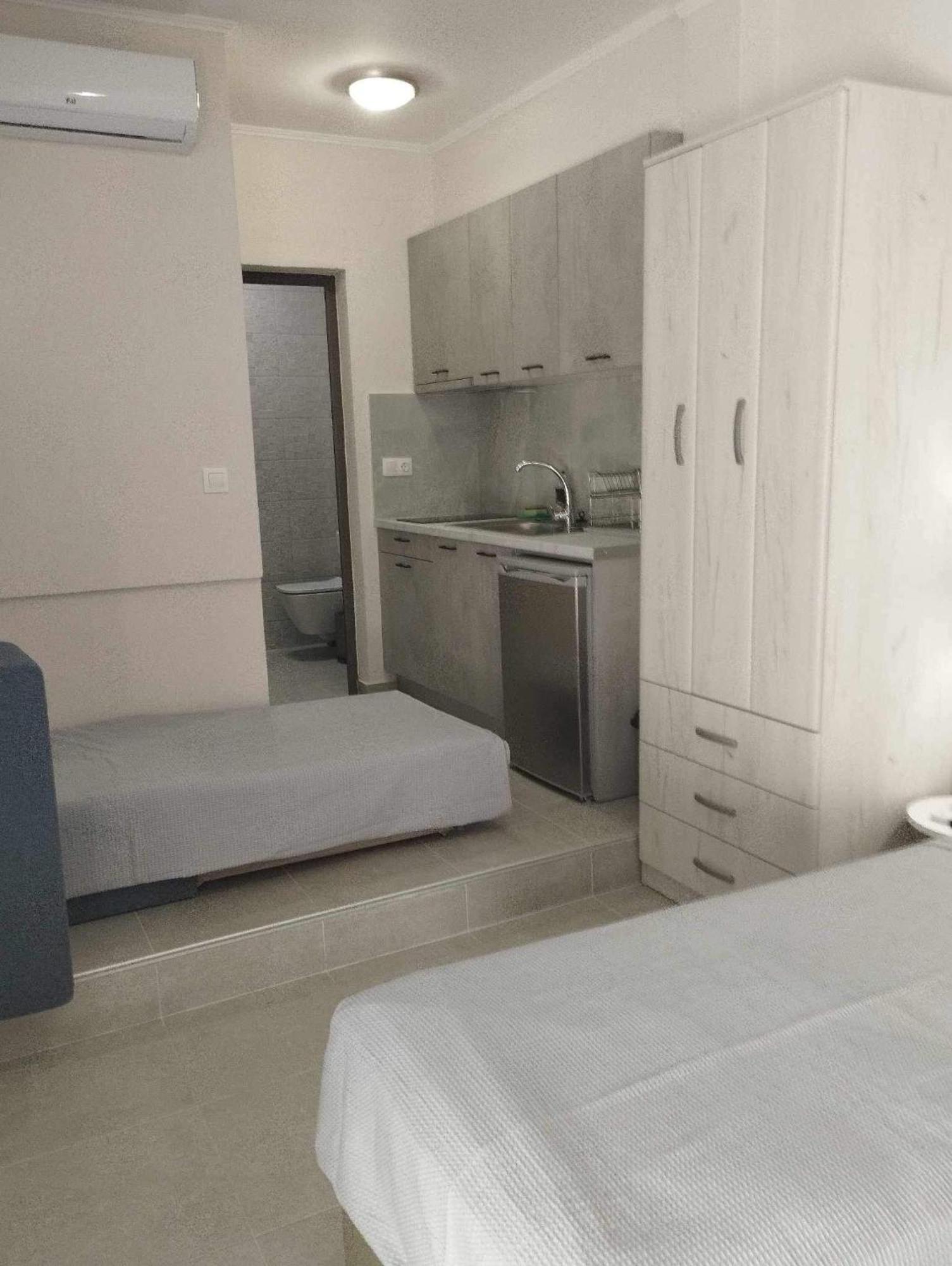 Daniela Apartments 依诺罗达 外观 照片
